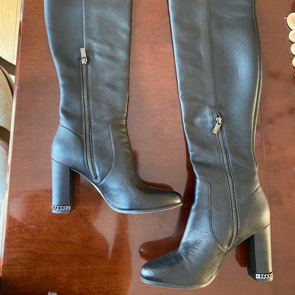 Michaels Kors Leather knee high heel boots - Picture 10 of 11